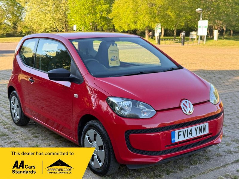 2014 up! 1.0 take up! hatchback 3dr petrol manual euro 5 (60 ps) £3,750 55  up! 1.0 take up! hatchback... photo