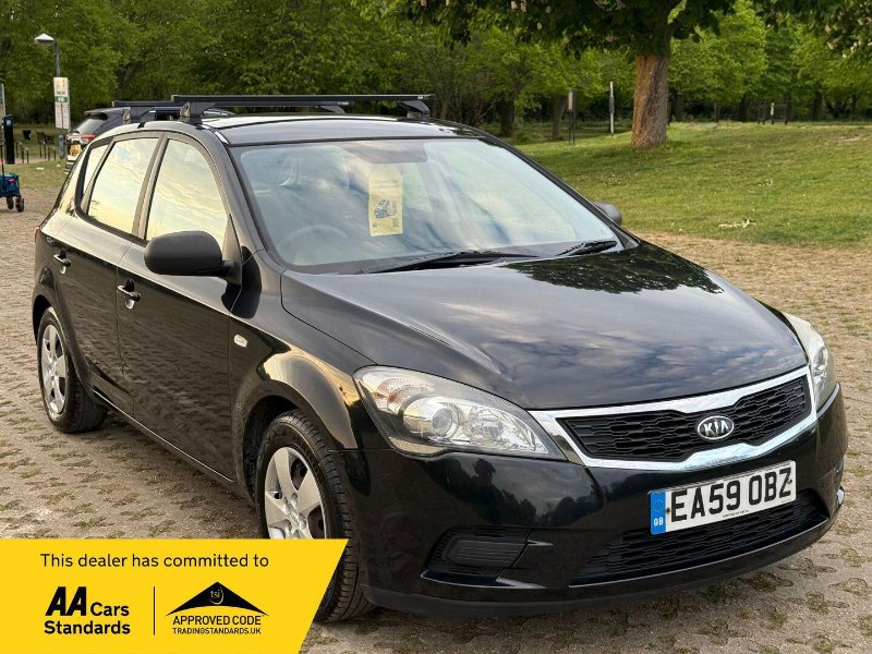 2009 CEED 1.4 1 HATCHBACK 5DR PETROL MANUAL EURO 4 89 BHP 1,599 68... photo