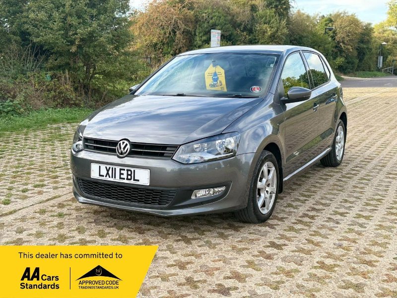 2011 VOLKSWAGEN POLO 3,599... photo