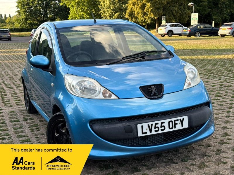 2005 PEUGEOT 107 1.0 12V URBAN HATCHBACK 3DR PETROL MANUAL EURO 4 68 PS 1,499... photo