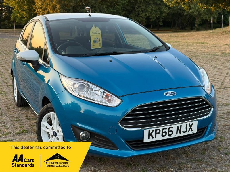 2016 FORD FIESTA 1.25 ZETEC BLUE EDITION HATCHBACK 5DR PETROL MANUAL EURO 6 82 PS... photo